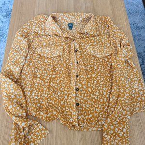 Wild Fable Cropped Chiffon Button Down Long Sleeve